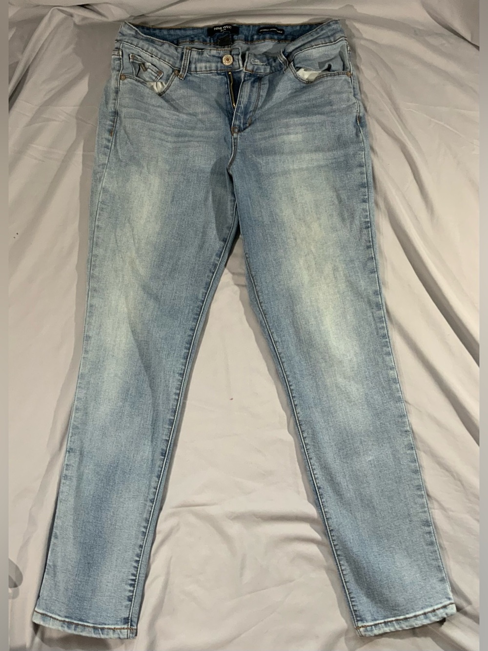 Nine West Jeans Women’s Size 8 Light Wash Straight Leg Stretch Denim Jeans